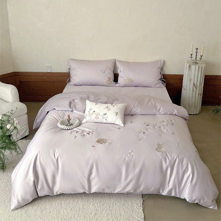 Elegant embroidered bedding set made of cotton satin with cat and flower motif Stornfield