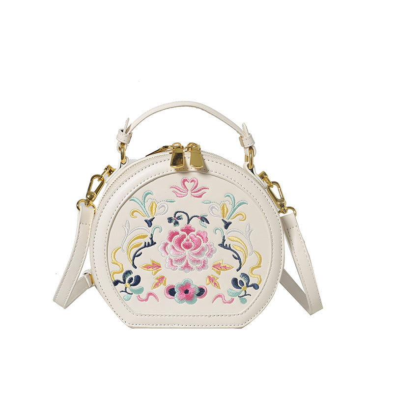 Vintage Floral Embroidered Handbag Stornfield