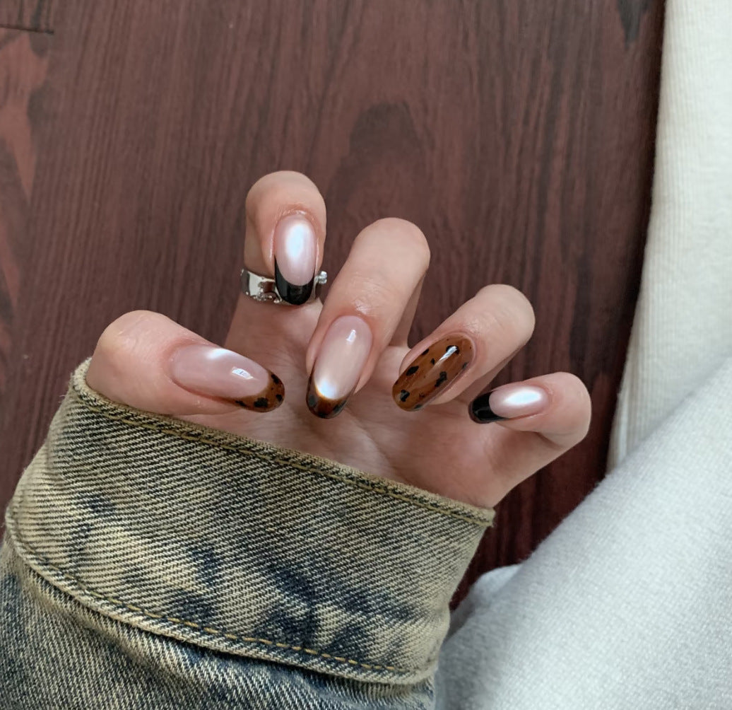 Artistic Ombre Press-On Nails with Creative Patterns Stornfield