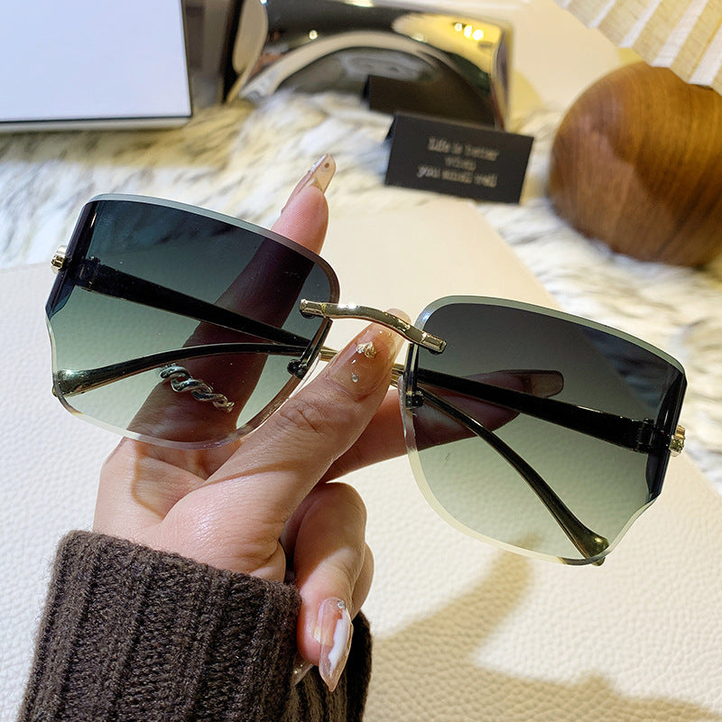 Ladies exclusive geometric sunglasses Stornfield