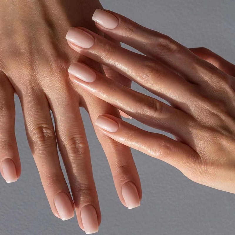 High-Quality Artificial Nails Stornfield