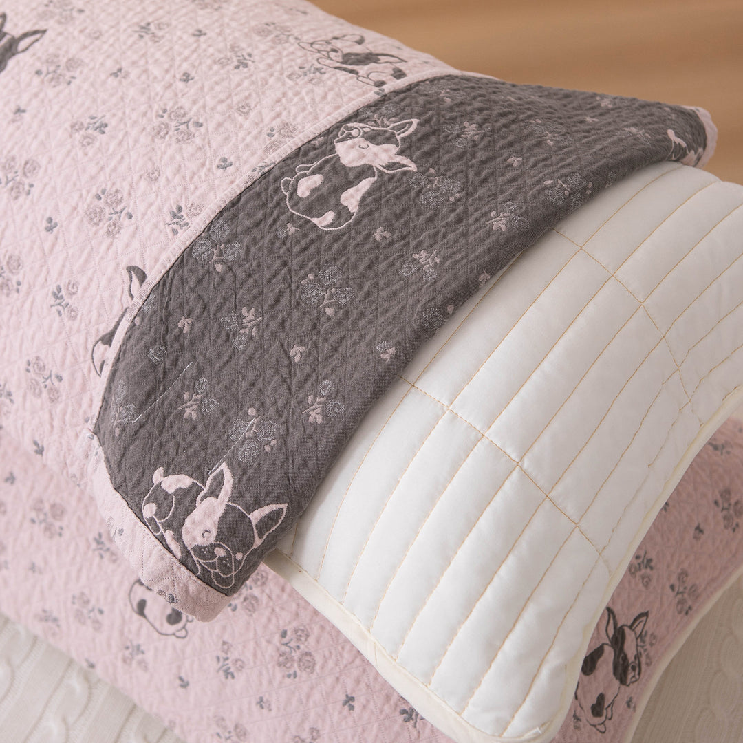 Ladies pillowcase with playful horse motif Stornfield