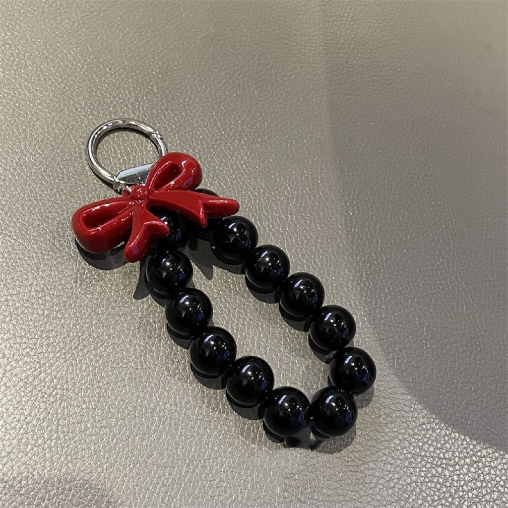 Elegant Pearl Charm Keychain Stornfield