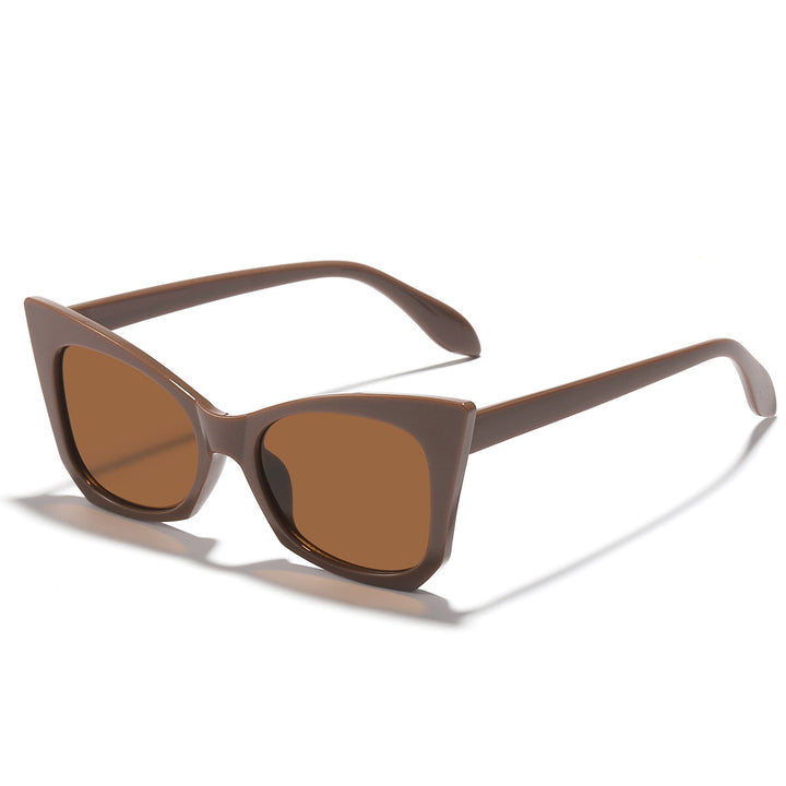 Women's sunglasses in trendy cat-eye design with striking leopard pattern Stornfield