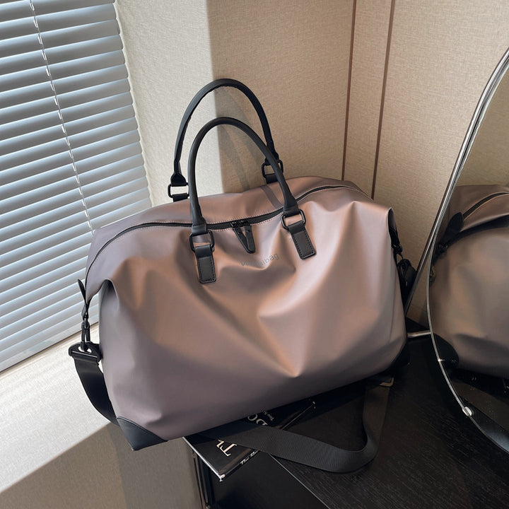 Spacious Multifunctional Travel Bag Stornfield