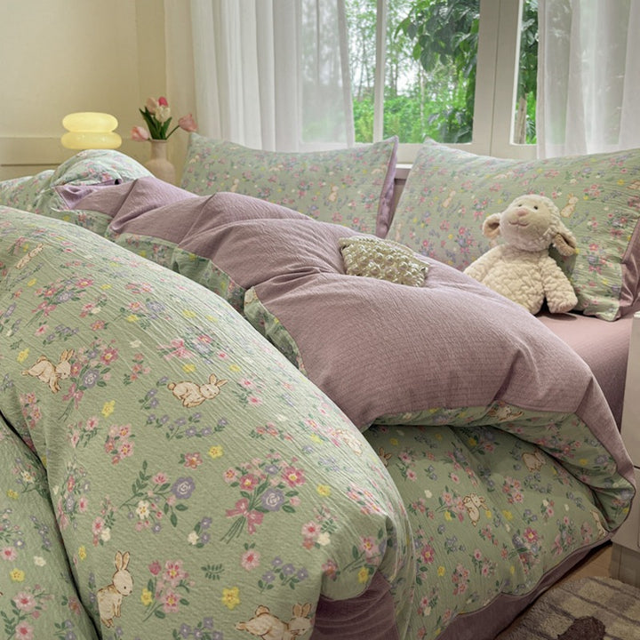 Lightweight Decorative Bedding Set