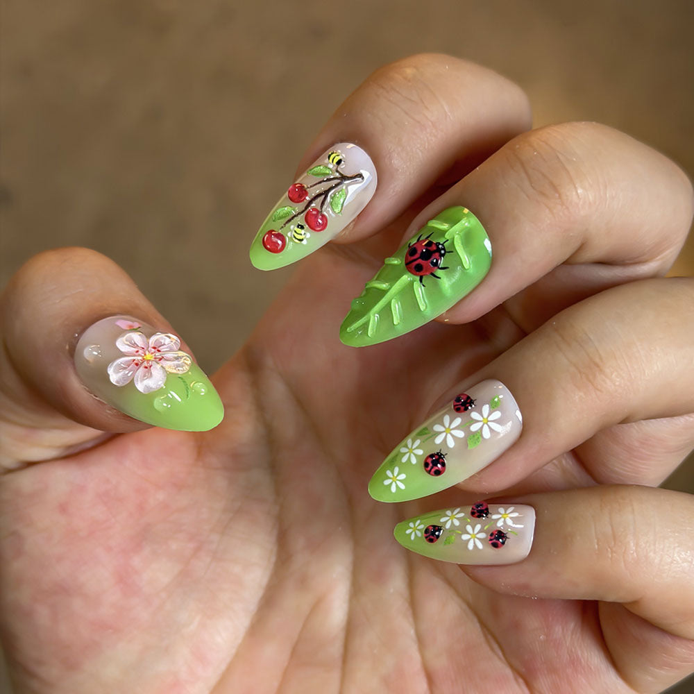 Botanical Themed Press-On Nail Kit Stornfield