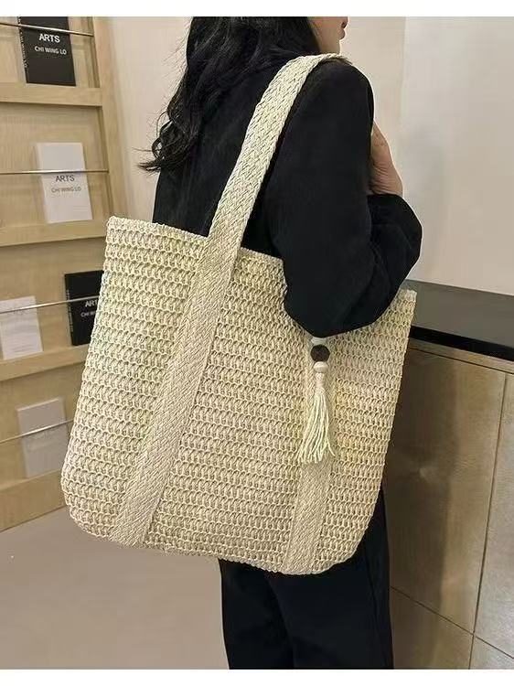 Handbag in Modern Macrame Style Stornfield