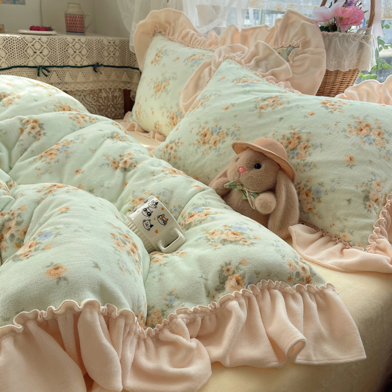 Floral Design Cozy Bedding Set