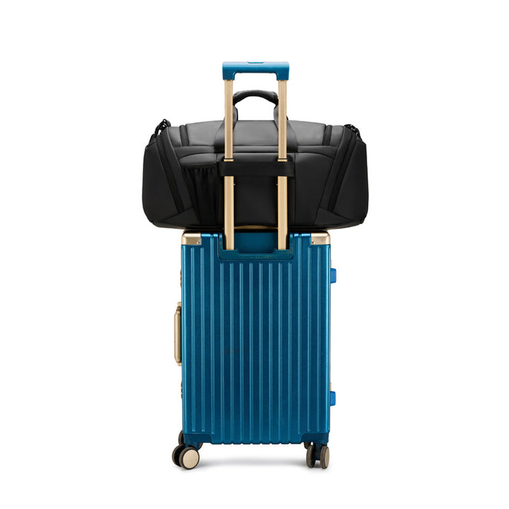 Multi-Functional Waterproof Duffle Bag Stornfield
