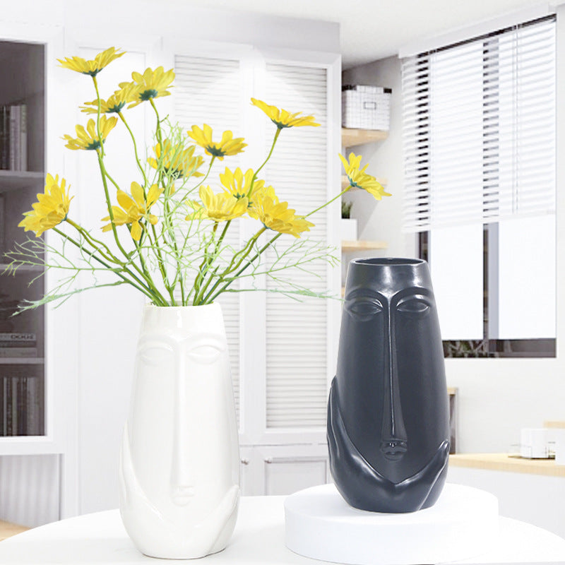 Artistic Face-Shaped Ceramic Vase Stornfeild