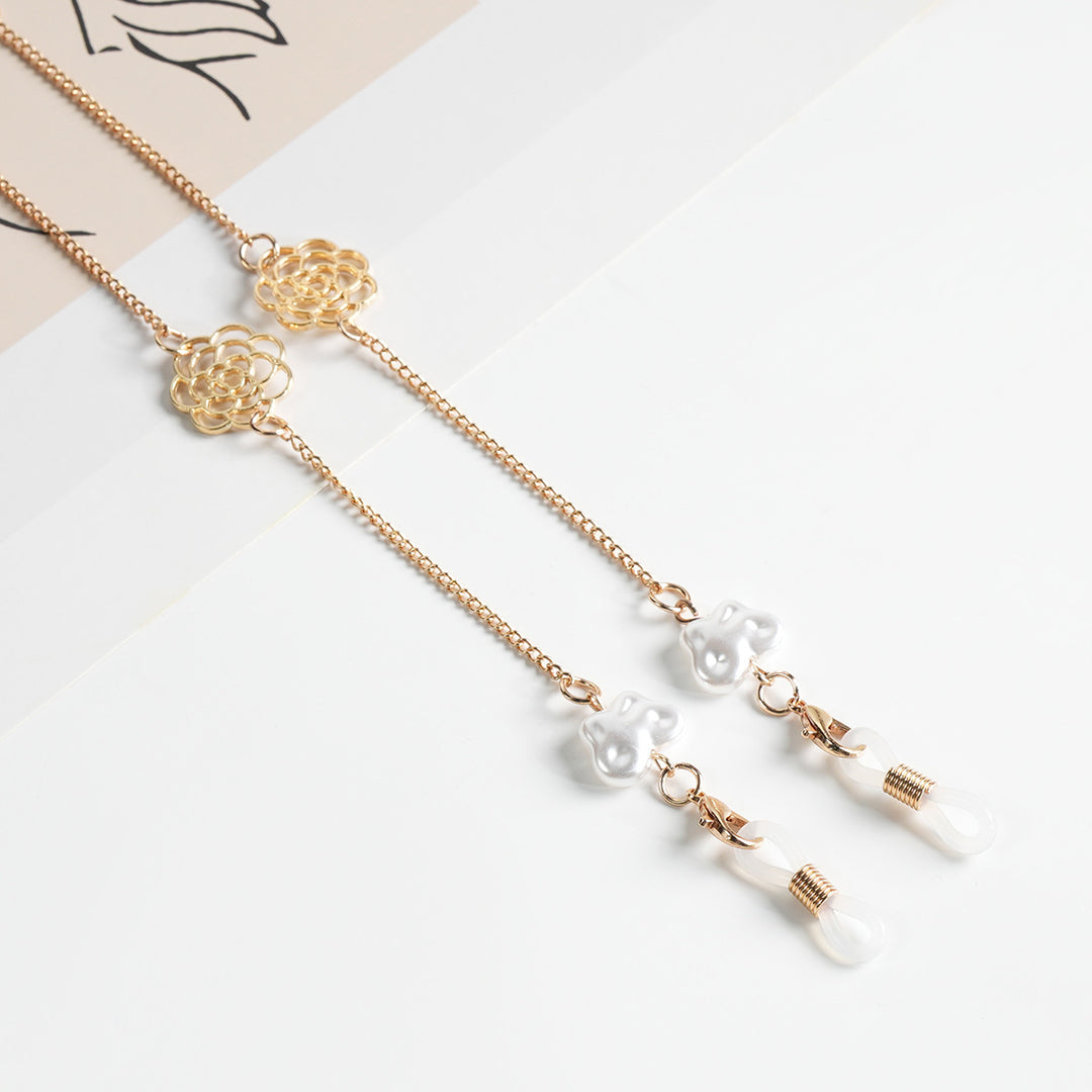 Elegant Floral Chain Necklace Stornfield