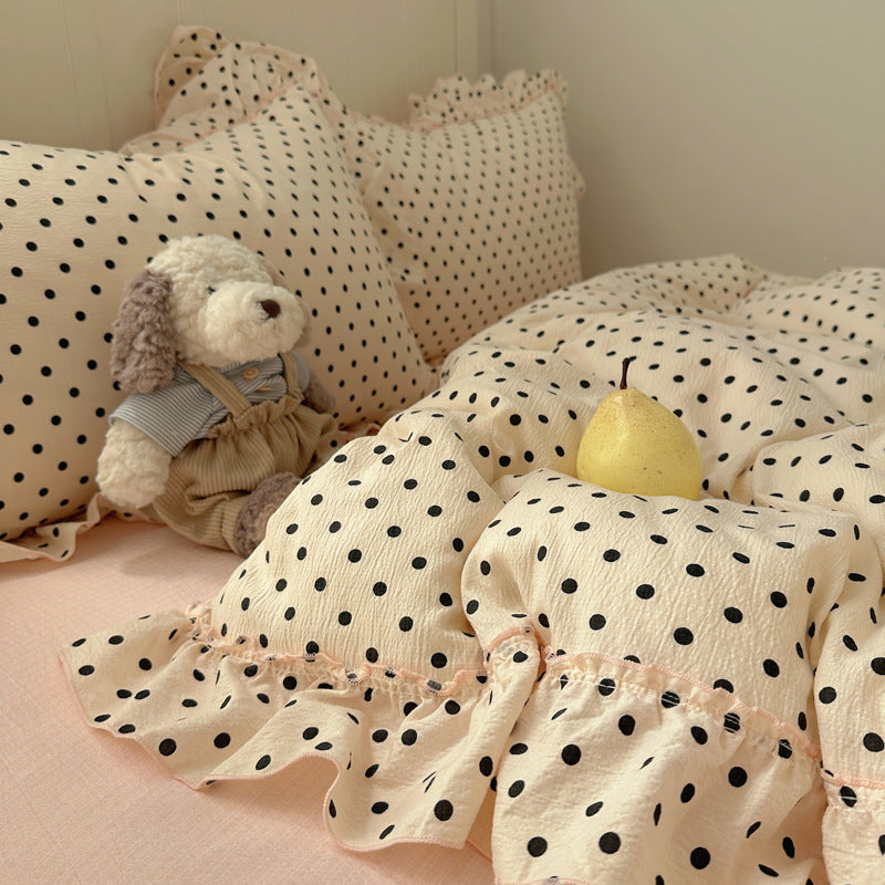 Charming Polka Dot Ruffled Comforter Set