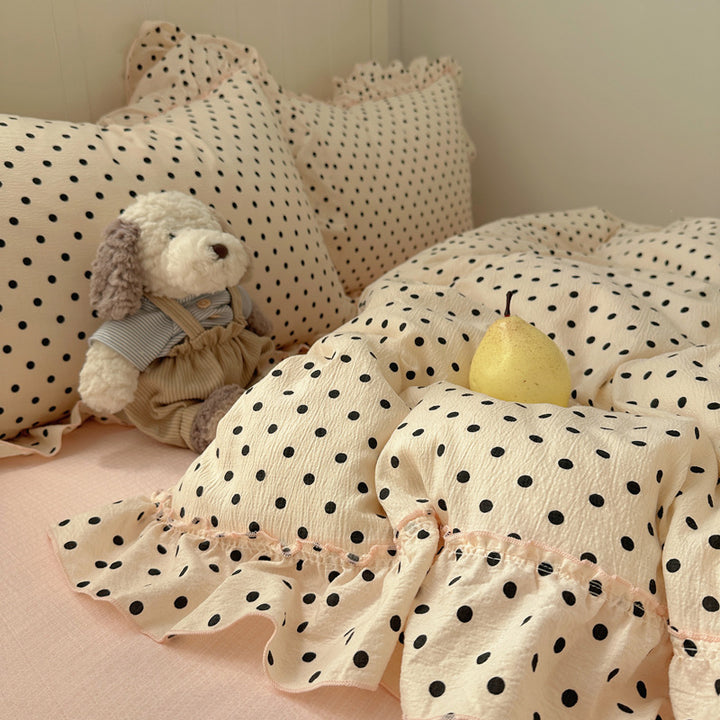 Charming Polka Dot Ruffled Comforter Set