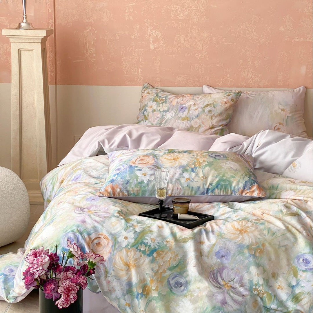 Luxurious cotton satin bedding set with large floral botanical print