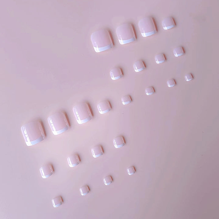 Artificial nail set with elegant French tip design Stornfield