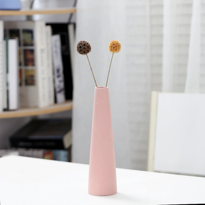 Elegant Sculptural Ceramic Vase Stornfeild
