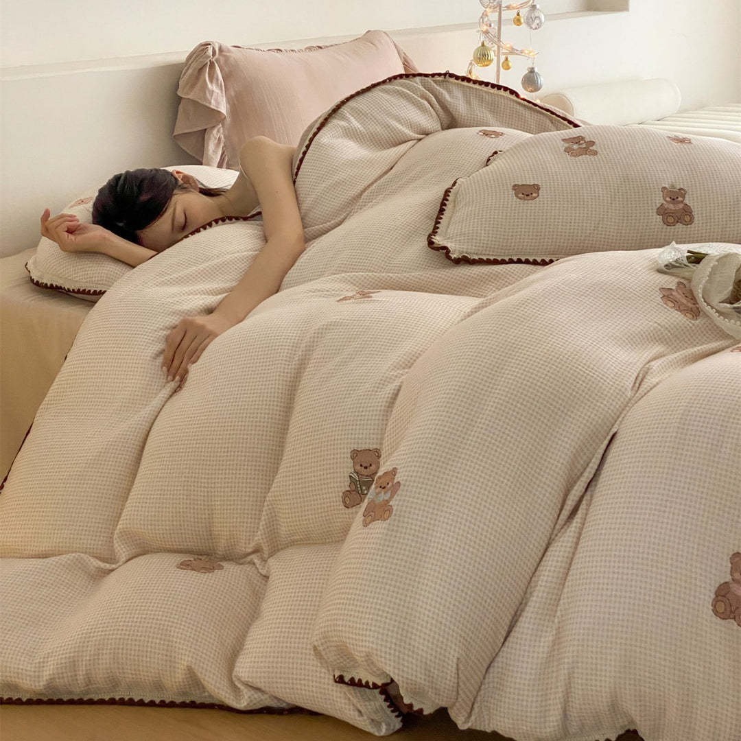 Teddy Bear Embroidered Waffle-Texture Duvet Cover Set with Scalloped Trim