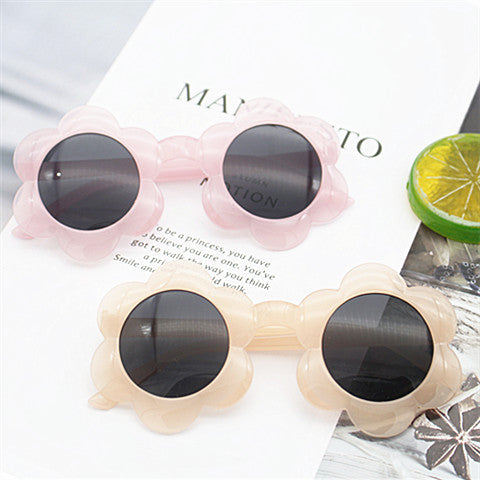 Women's sunglasses in playful floral pattern Stornfield