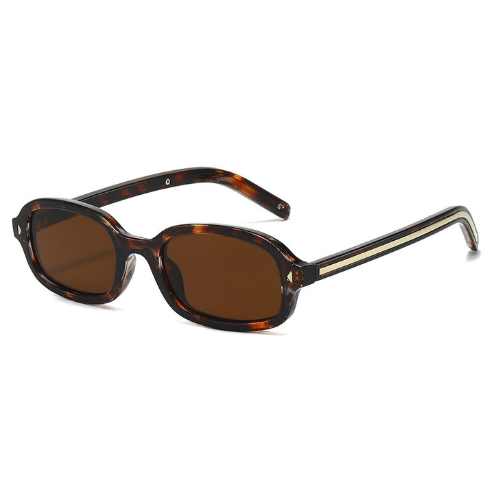 Retro-Inspired Rectangular Sunglasses Stornfield