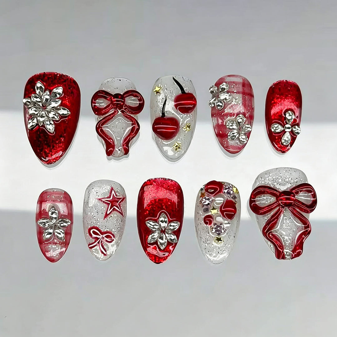 Holiday-Inspired Press-On Nail Art Set with Decorative Elements