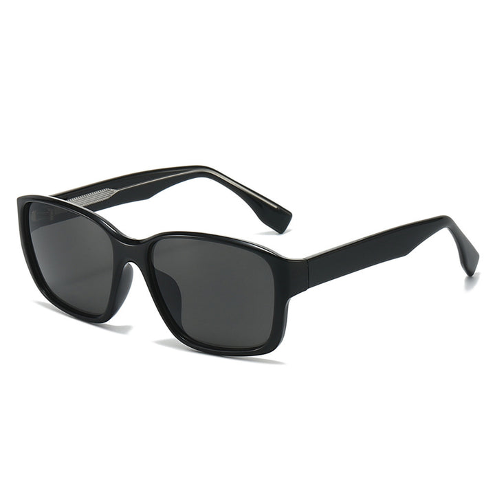 Women's sunglasses in a modern oversized style Stornfield