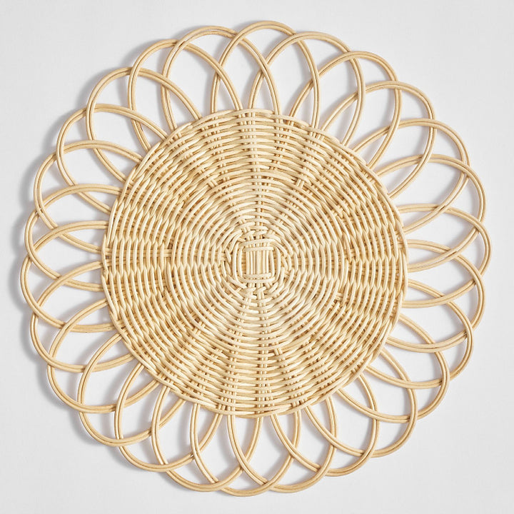 Decorative coaster made of woven rattan Stornfield