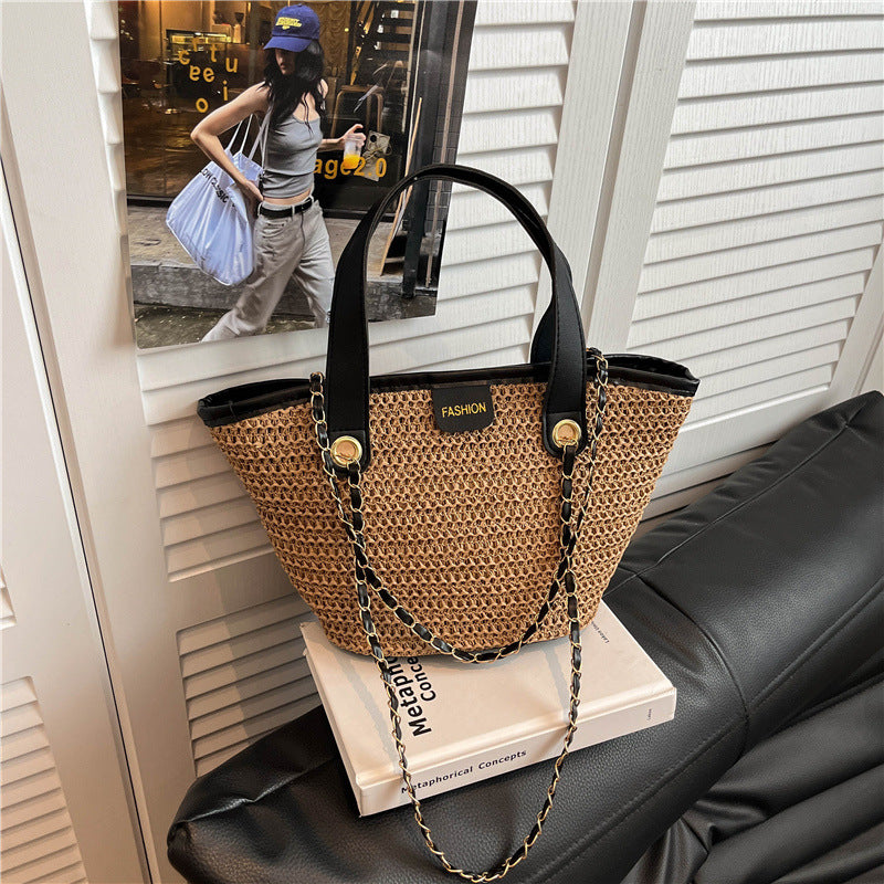 Elegant Woven Handbag