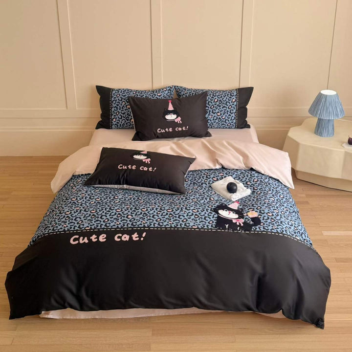 Reversible Cotton-Blend Duvet Cover Set with Embroidered Cute Cat and Leopard Print Panel