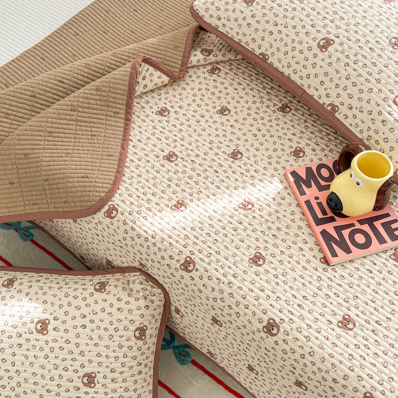Lightweight Quilted Floral Bedspread Set with Piped Edge and Matching Pillow Shams