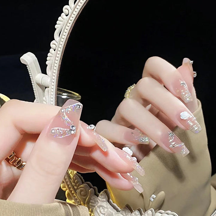 Glamorous artificial nails with sparkling accents Stornfield