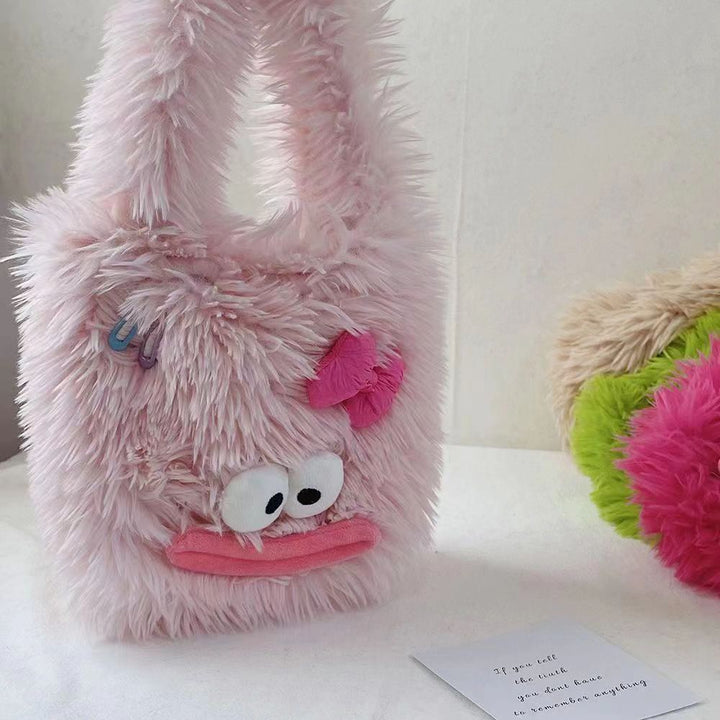 Cozy plush handbag with animal motif Stornfield