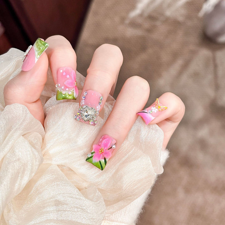 Decorative Floral Press-On Nail Enhancements