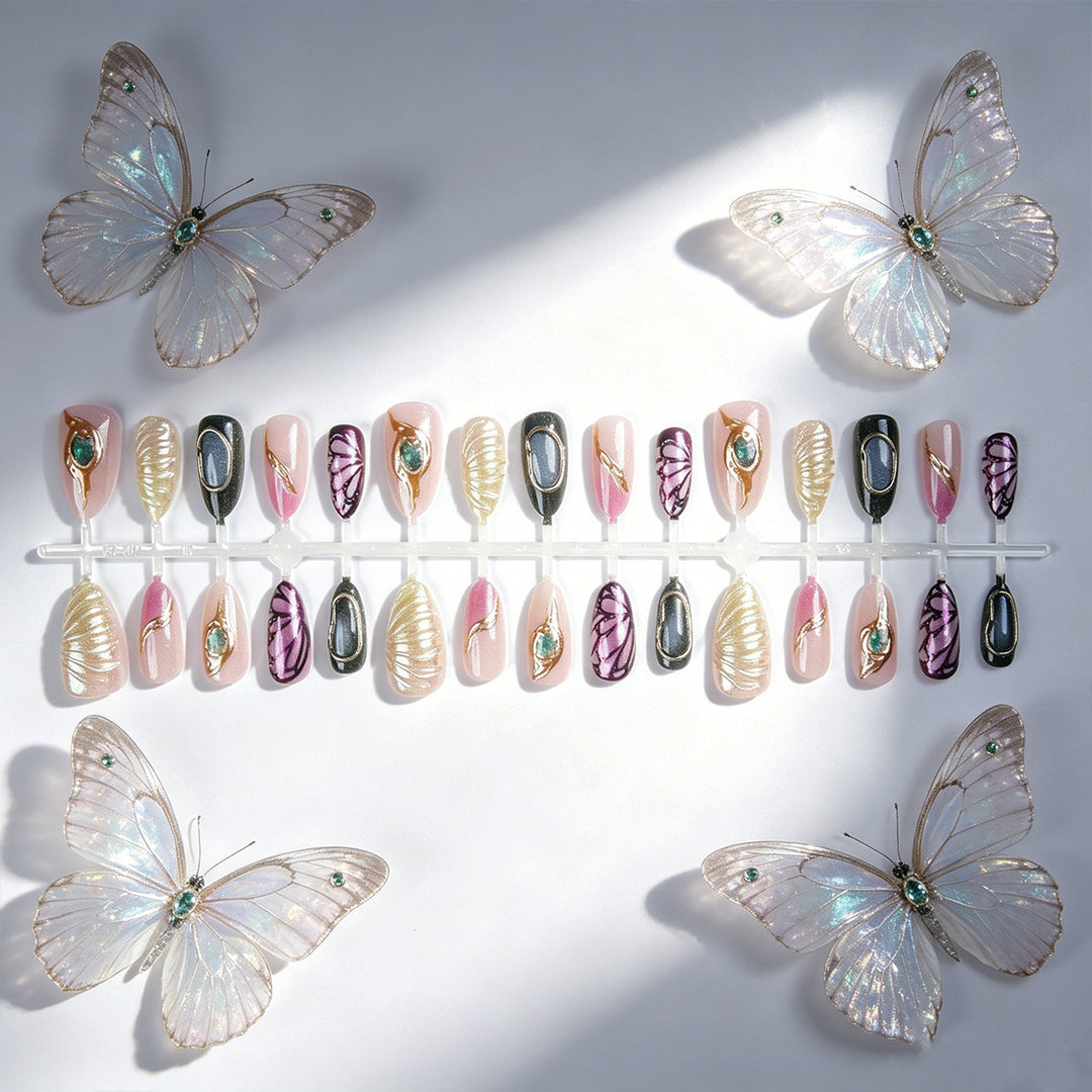 Glamorous artificial nails set with delicate designs Stornfield