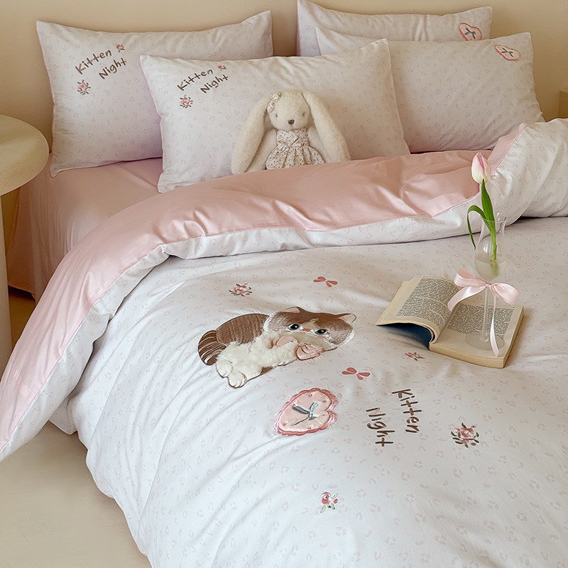 Embroidered Kids Cartoon Bear Cotton Duvet Cover Set with Reversible Lining and Envelope Pillow Shams
