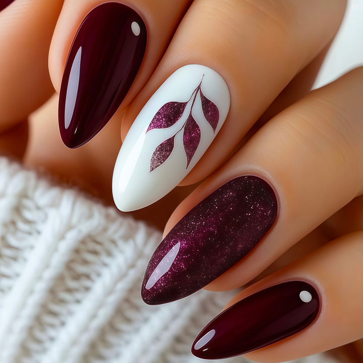 Artistic Press-On Nail Art Set with Glittery Leaf Design Stornfield