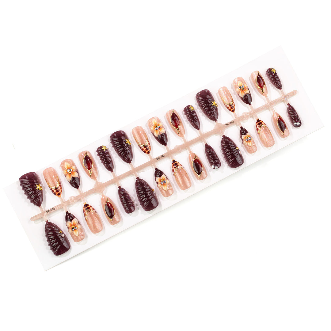 Decorative Press-On Nail Art Set with Floral Elements Stornfield