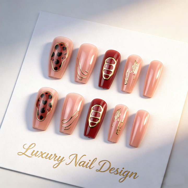 Luxurious Artistic Press-On Nail Art Set