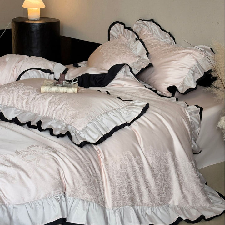 Bedding set with double-layer ruffle and jacquard texture