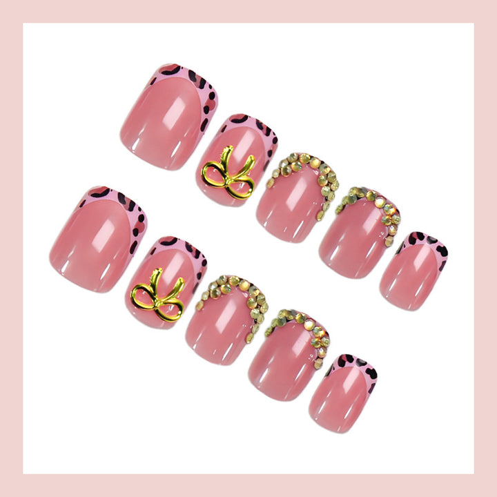 Art nail set with luxurious filigree decorations Stornfield