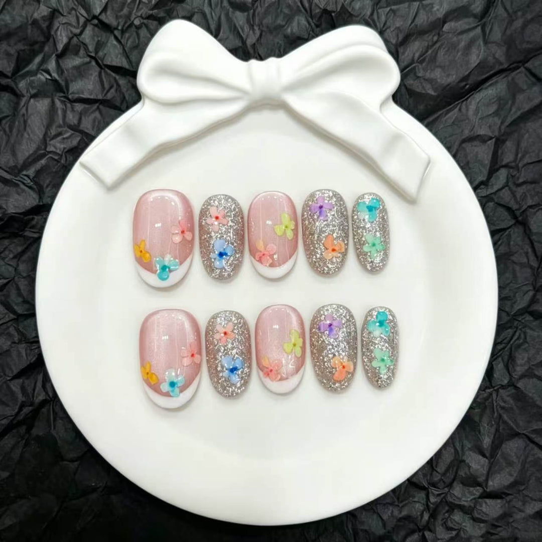 Decorative Press-On Nail Art Set with Floral Elements