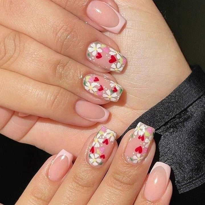 Artificial nails with Romantic Heart Design Stornfield