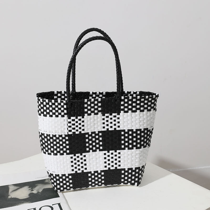 Handmade basket bag in modern check pattern Stornfield