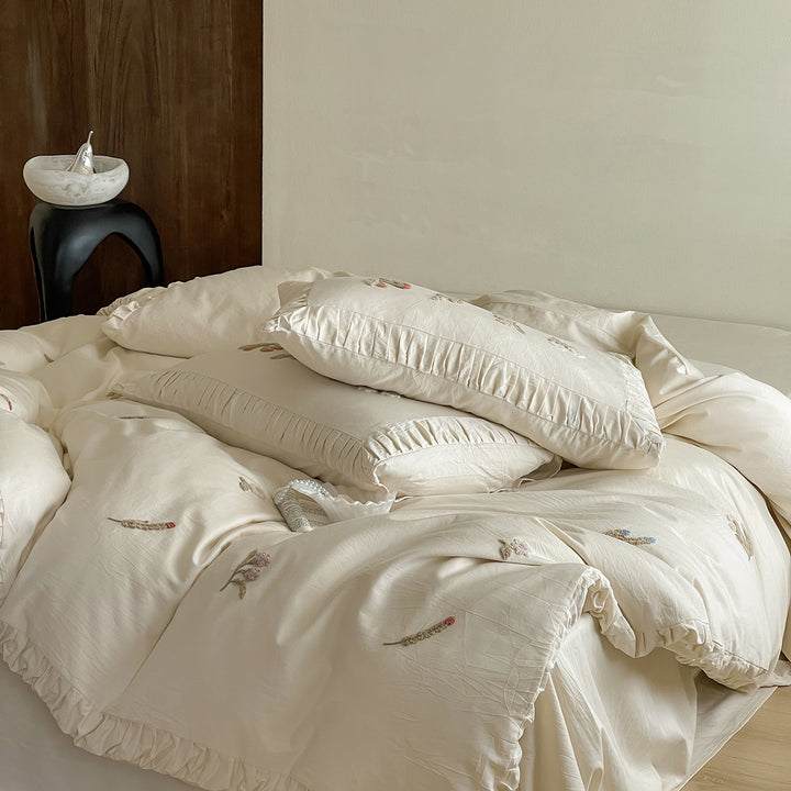 Vintage-Inspired Hand-Embroidered Cotton Sateen Duvet Cover Set with Ruffle-Edge Pillow Shams