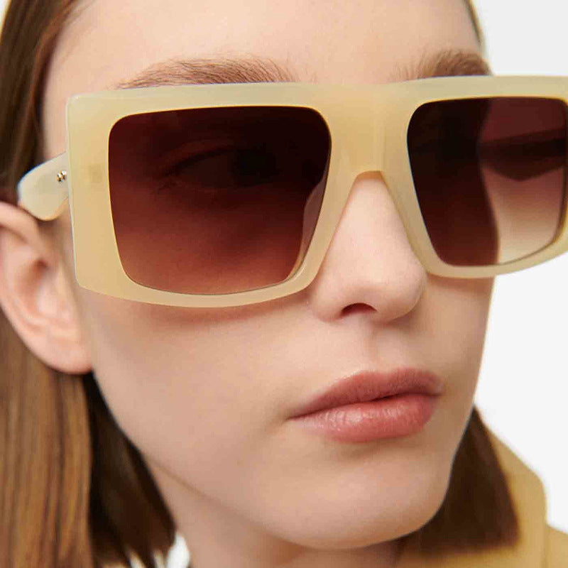 Women's square sunglasses with robust plastic frame and protective UV filter Stornfield
