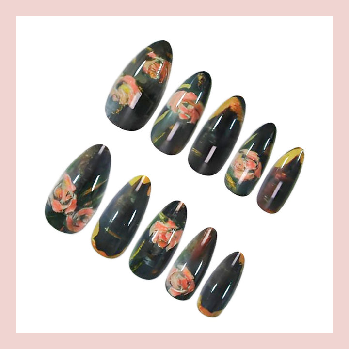 Artificial nails with romantic rose motifs and elegant gold rim Stornfield