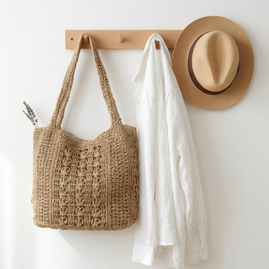 Boho Style Handbag Made of Braided Natural Material Stornfield