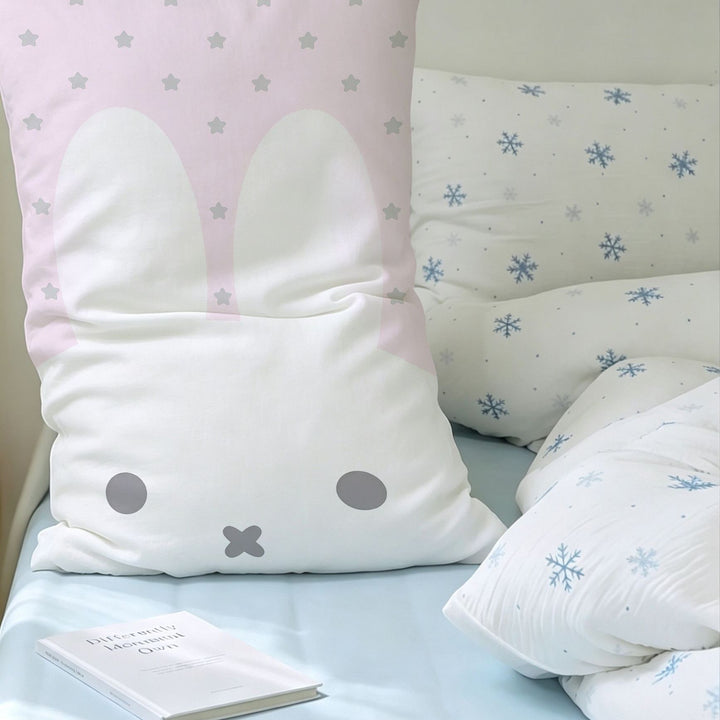Cute Cartoon Bunny-Themed Decorative Pillow