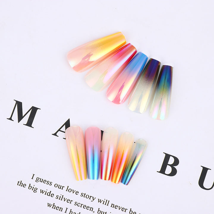 Trendy gradient design artificial nails Stornfield