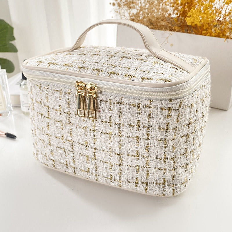 Stylish and Practical Cosmetic Storage Bag Stornfield